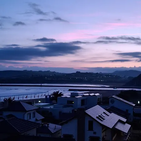Dona Carmen Playa, Mejor Vista De Suances